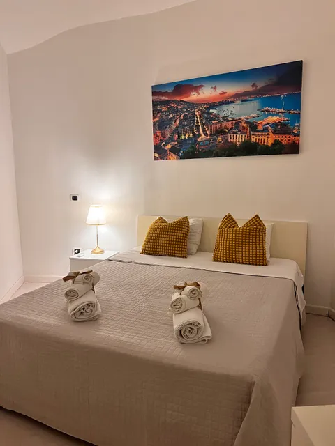 Casa vacanza Napoli Street Chiaia💙