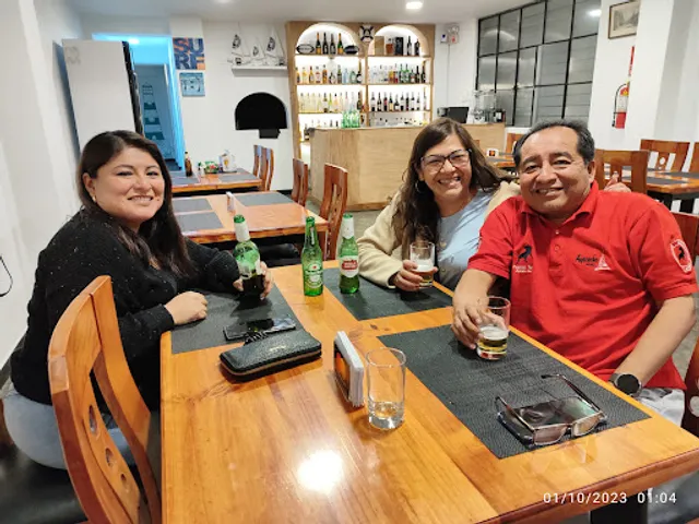 Oceanía Bistró & Bar