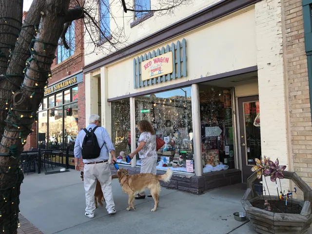 Red Wagon Gift and Garden Shop