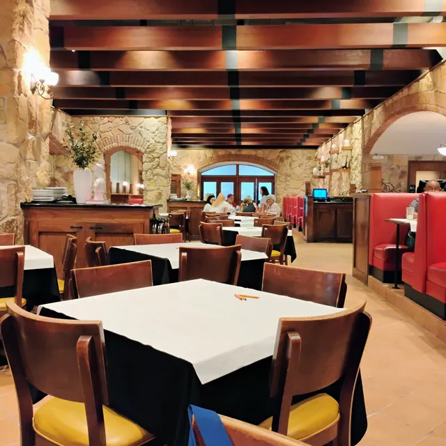 Romano's Macaroni Grill