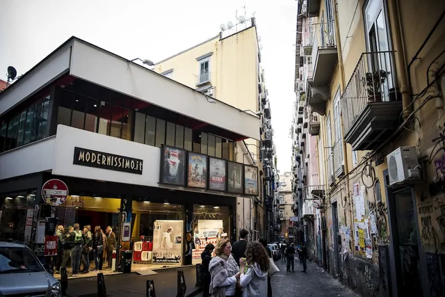 B&B nel Centro Storico di napoli " le quattro stagioni "