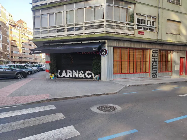 Karnico7.17 Meat and Barber