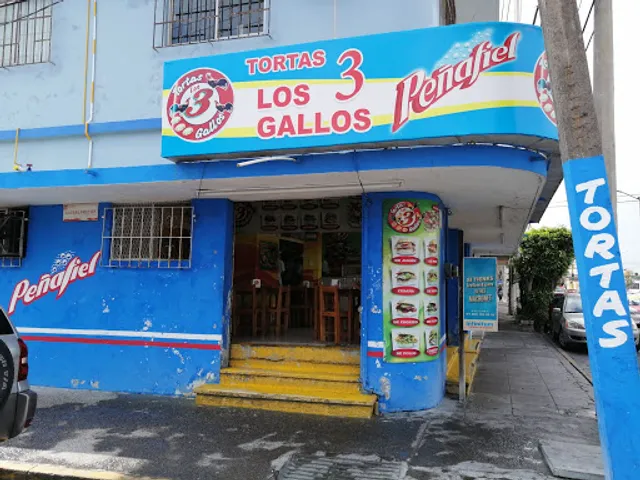 Tortas Los 3 gallos