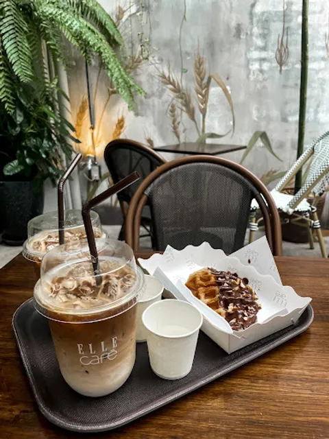 ELLE Cafe phuket