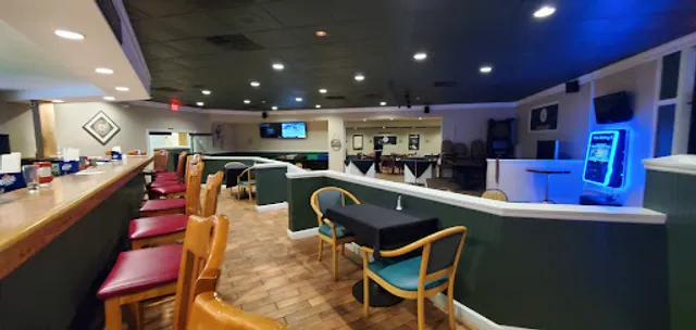 Woody's Bar and Grille