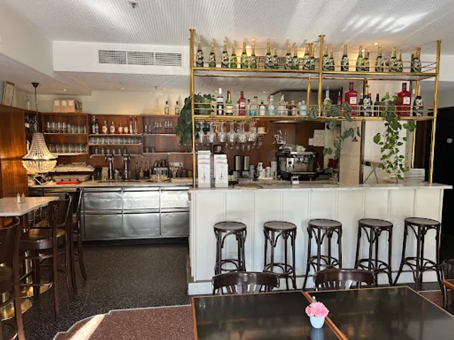 Gulasch & Soehne Vienna