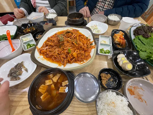 창박골원조보리밥