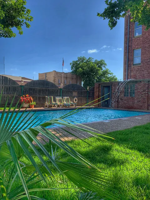 The Eastland Historic Hotel