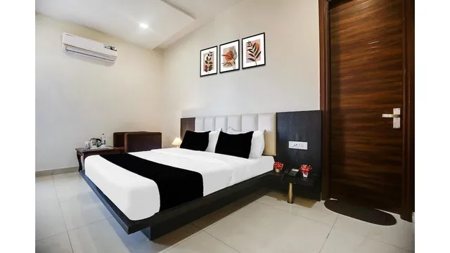 Super Collection O Amritsar Near Railway Station Formerly Hotel Golden Home