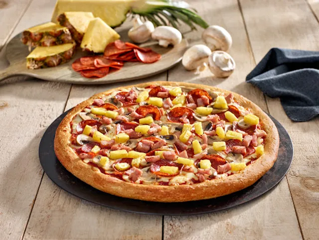 Topper's Pizza — Merivale Rd.