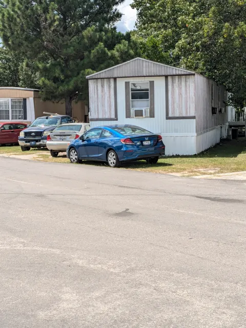 Lakewood Mobile Home Estates