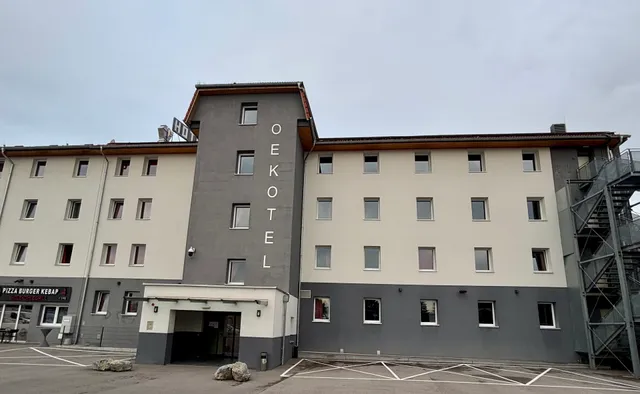 OEKOTEL Treffpunkt Föhrenhain