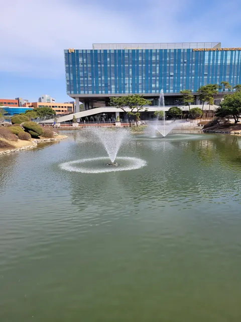 Korea Advanced Institute of Science & Technology (KAIST), Daejeon