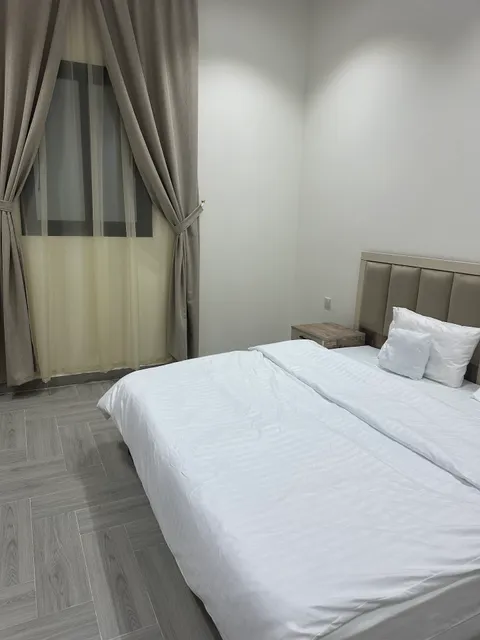 شقة انيقة بدخول ذاتي ومكان هادئ