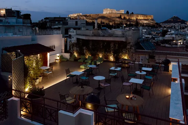 Rastoni Acropolis Apartments and Suites