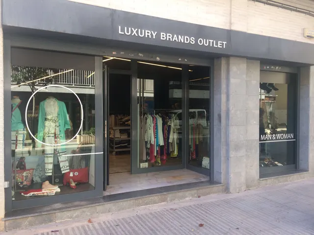 Outlet Boutique EG10 (Luxury Brands Outlet)