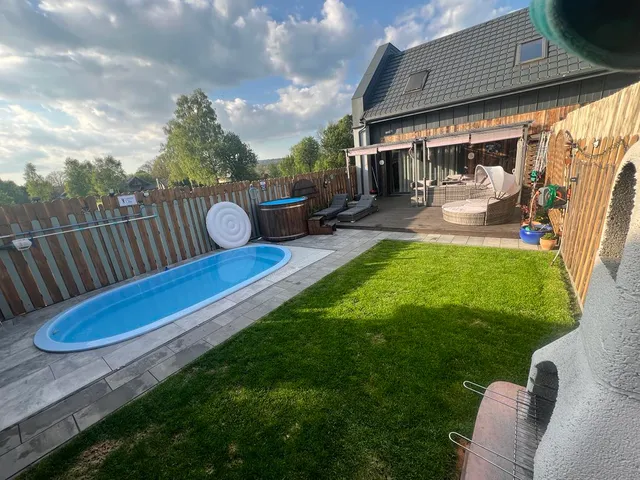 SIELSKI ZAUŁEK GUCIÓW U DOROTKI