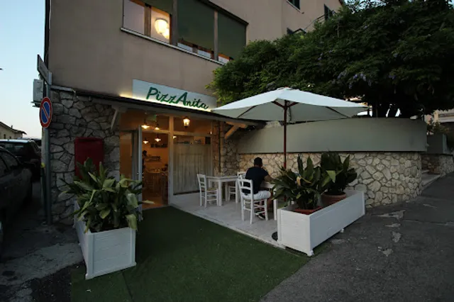 Antipasteria Pizzeria Anita