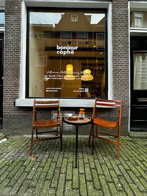 Bonjour Càphê