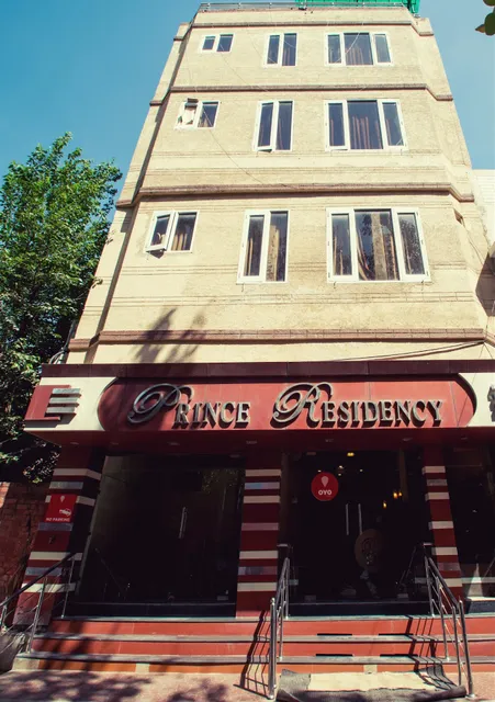 FabExpress Royal Residency Suites - 100% Safe Place to Stay