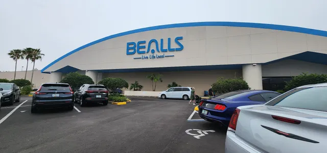 Fountain Court Shopping Center