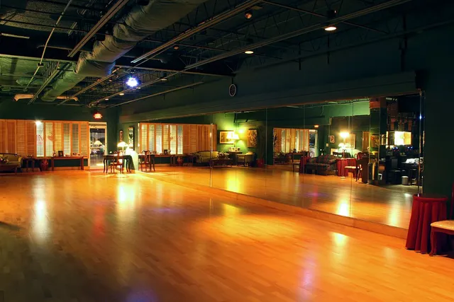 Dancin' Dance Studio
