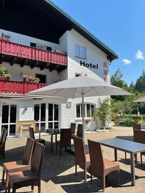 聚宝楼～新天鹅堡