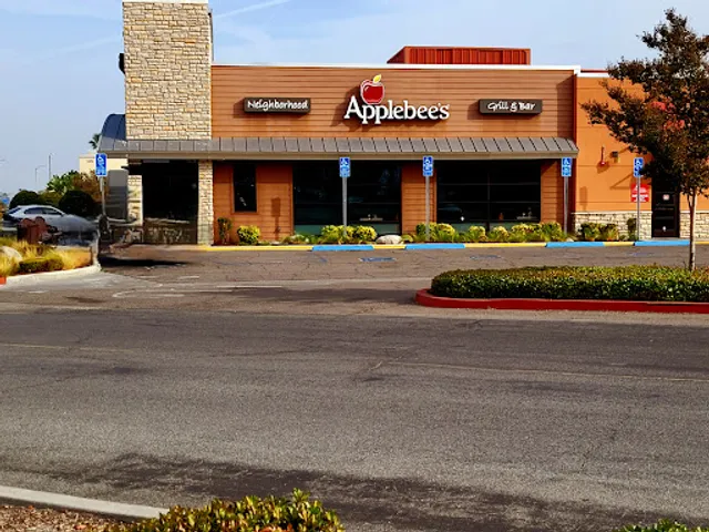 Applebee's Grill + Bar