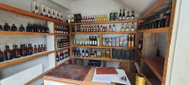 Himgiri Liquors/F.L.Shop