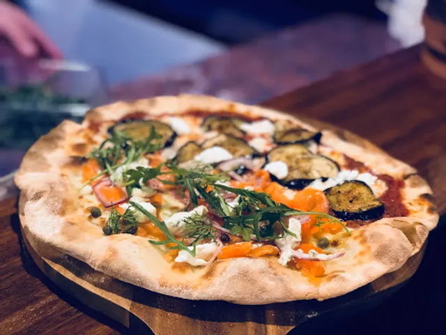 MAD DADDY PIZZA HOUSE