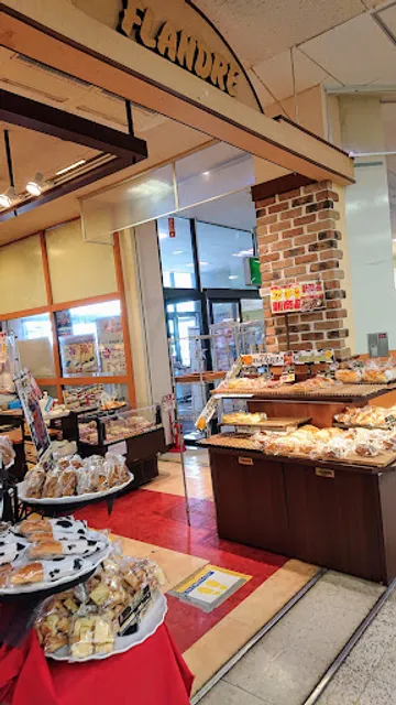 フランドール那珂町店