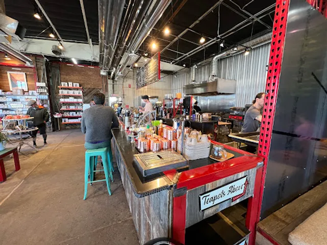 Iconik Coffee Roasters, Red