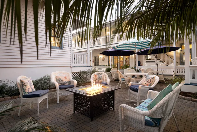 Bayfront Westcott House Bed and Breakfast