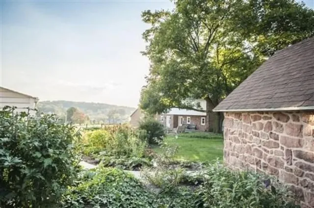 Frush Farm Bed & Breakfast