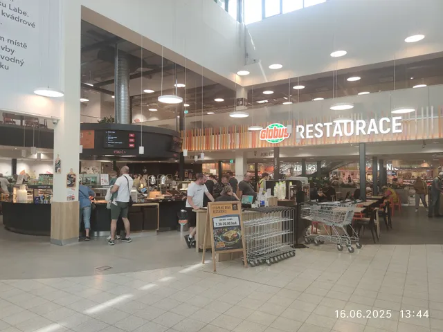 Nákupní centrum Globus