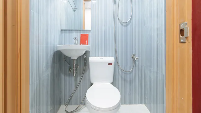 RedDoorz @ El Grande Inn Santa Cruz Manila