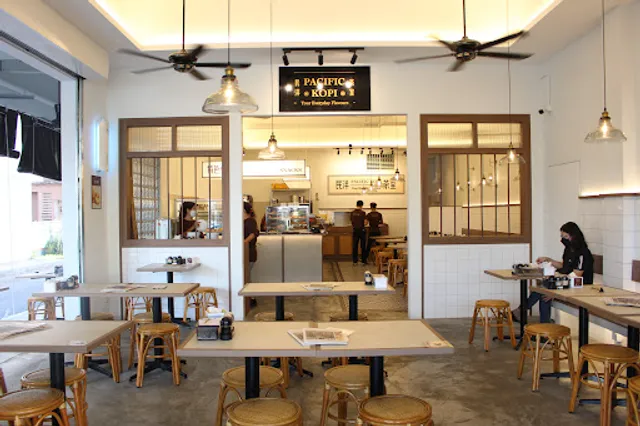 Pacific Kopi Sutera Utama 民洋茶室 - 五福城