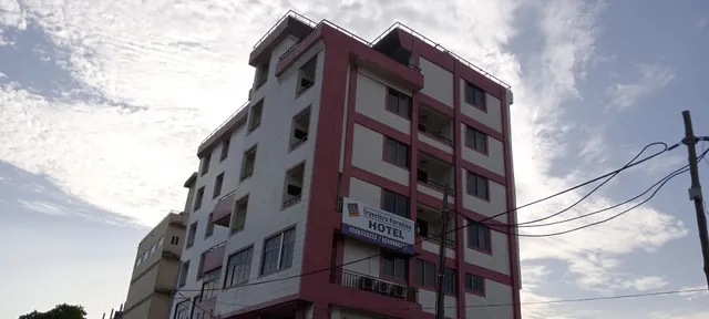 Traveller's Paradise Hotel