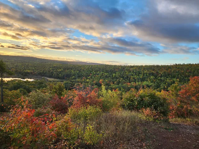 Brockway Mountain Lookout