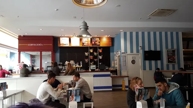 Cervecerías La Sureña y 100 Montaditos