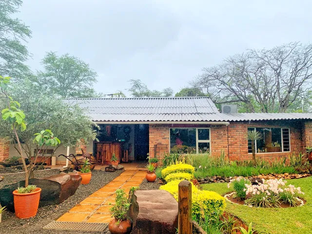 Biweda Nguni B & B