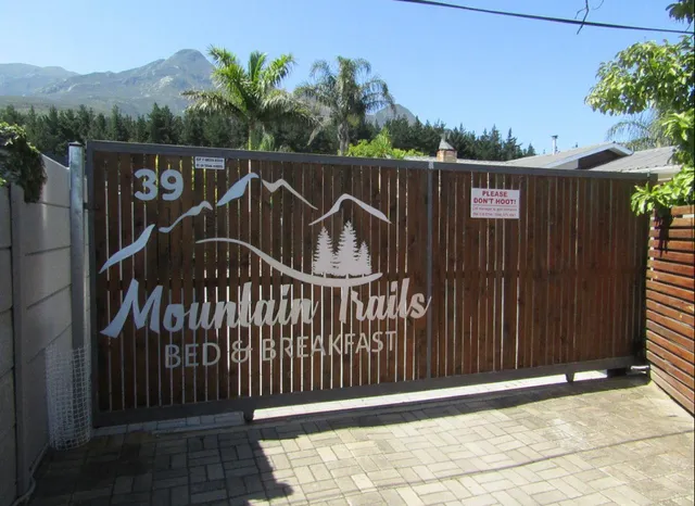 Mountain Trails Accommodation
