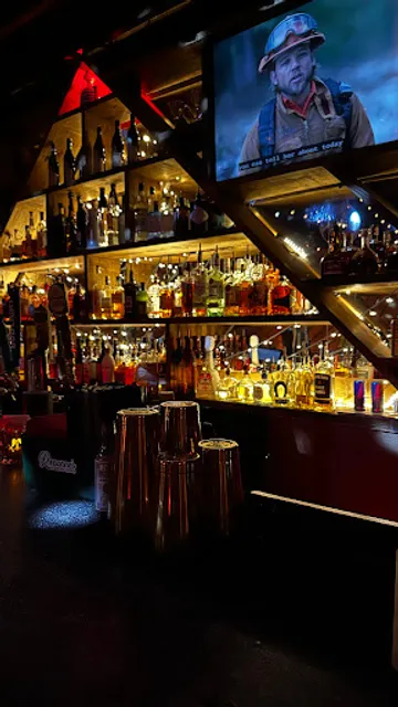 Roxanne's Liquor Bar & Kitchen