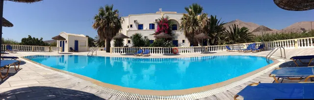 Nikolas Villas Aparthotel
