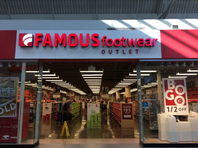 Famous Footwear Outlet