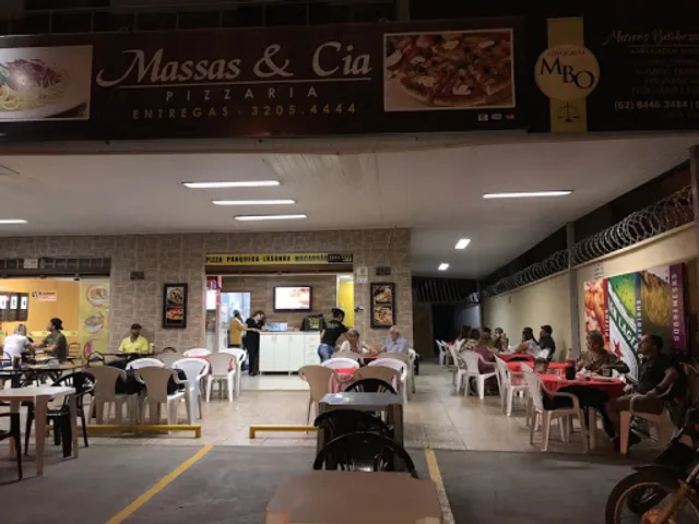 Massas e Cia I Pizzaria