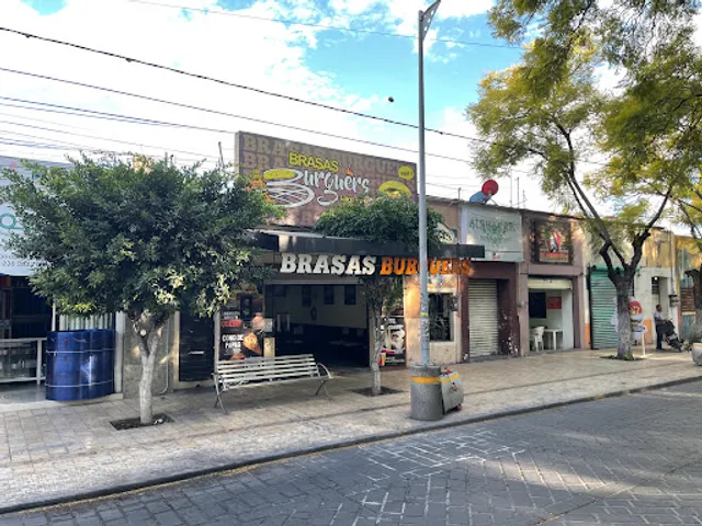 Brasas burguers y algo mas
