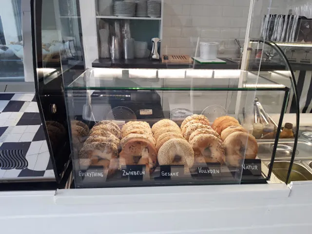 Hoffmann`s Bagel & Coffeehouse