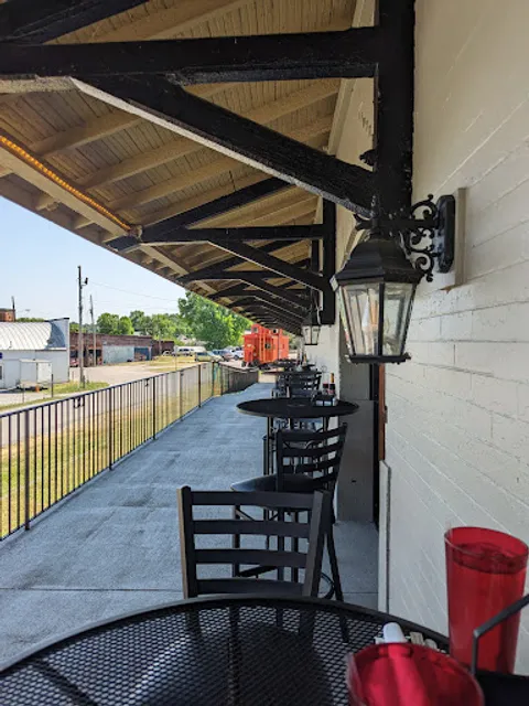 Monkey Town Brewing & Restaurant - Loudon