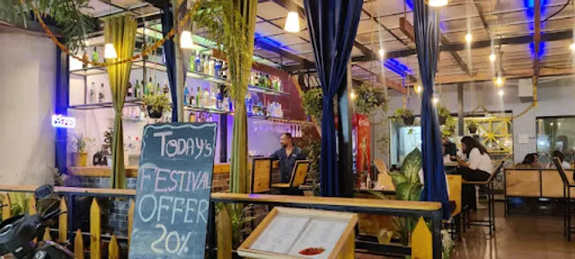 Club India Restaurant (pure veg)